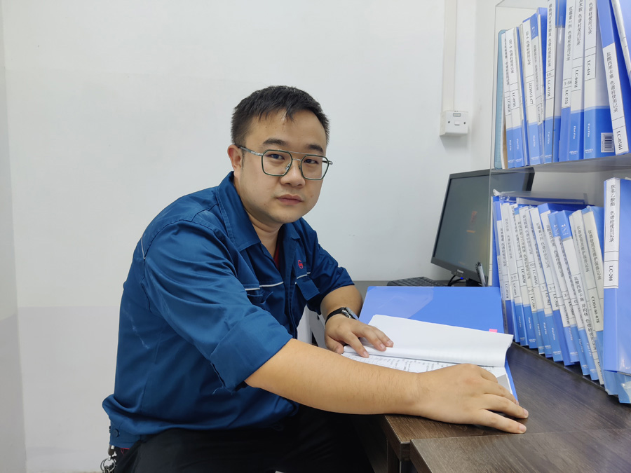 2022年度918博天娱乐官网医药优异科技斗争者——冯时宇