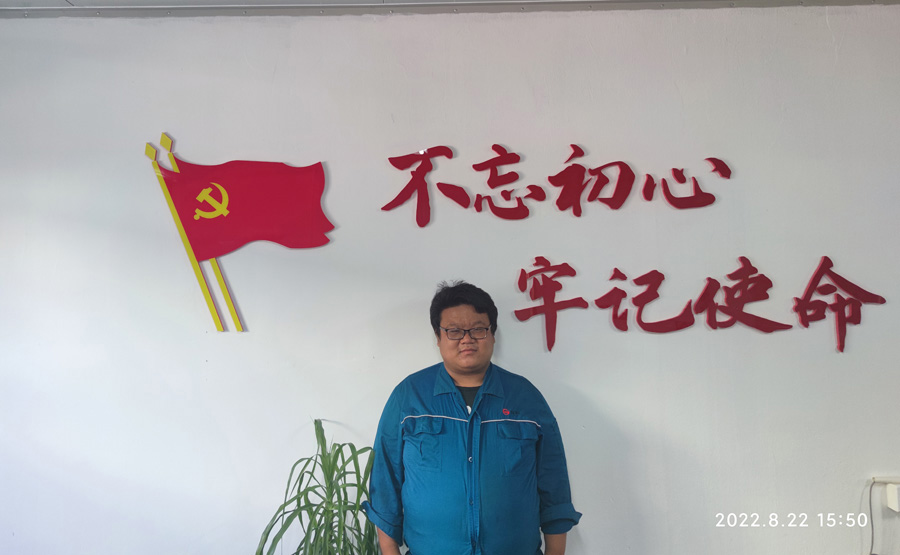 2022年度918博天娱乐官网医药优异科技斗争者——张 强