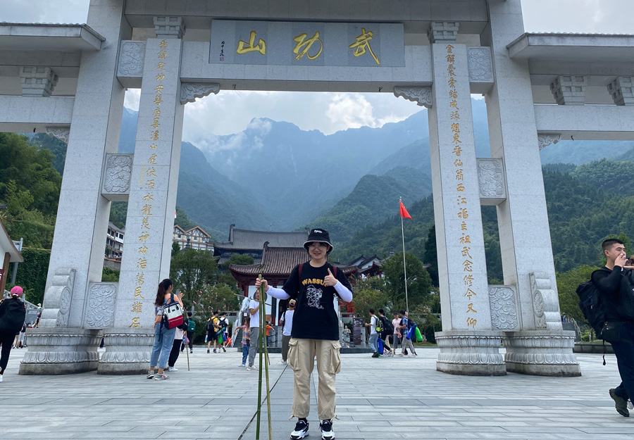 2022年度918博天娱乐官网医药优异科技斗争者——王李洪